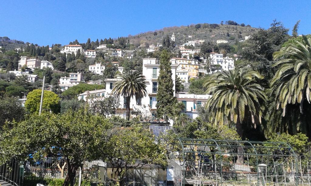 Casa Tra Il Verde E Il Blu Genua Exteriör bild